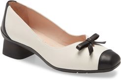 Venecia Two-Tone Pump