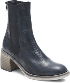 Essential Chelsea Boot