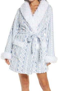 Bundle Up Short Fleece Robe