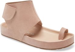 Ada Toe Loop Sandal