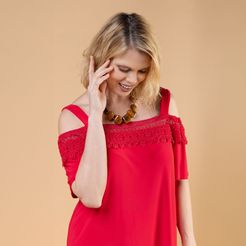 Blusa con spalle scoperte e fascia in pizzo