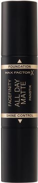 Facefinity All Day Matte Pan Stik (Various Shades) - Warm Almond