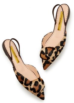 Pointed Covered Pebble Flat Shoe in Leopard Pony, Size IT 37