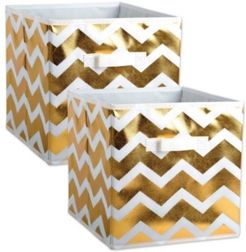 Non-woven Polyester Cube Chevron Square Set of 2