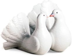 Collectible Figurine, "Kissing Doves"