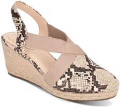 Nila Closed-Toe Espadrille Sandal Women's Shoes