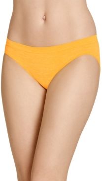 Smooth and Shine Seamfree Heathered Bikini Underwear 2186, available in extended sizes