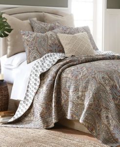 Kasey Damask Reversible King Quilt Set