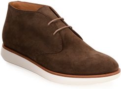 Lightweight Suede Chukka Boots