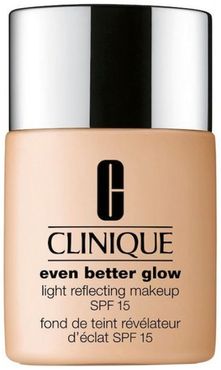 Even Better Glow - Light Reflecting Makeup SPF15 CN 28 Ivory Fondotinta Idratante Protezione SPF15 - 30 ml Clinique