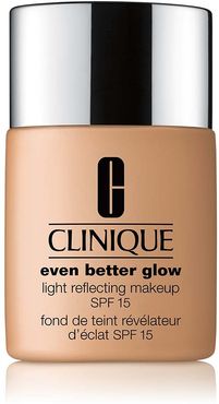 Even Better Glow - Light Reflecting Makeup SPF15 CN 90 Sand Fondotinta Idratante Protezione SPF15 - 30 ml Clinique