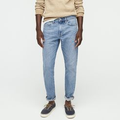 770&#38;trade; Straight-fit stretch jean in light wash