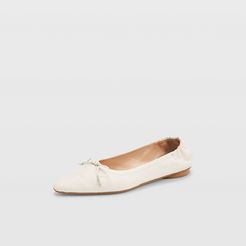 White Peechie Flats in Size 38