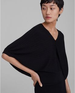 Black Quarter Sleeve V-Neck Sweater in Size XS