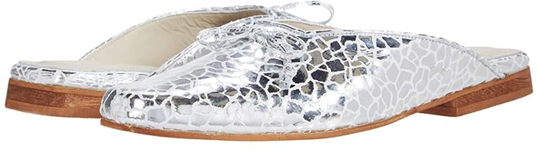 Seville (Silver) Women's Shoes