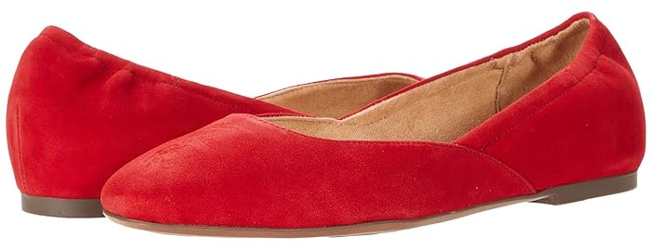 Pierce (Blaze Red Suede) Women's Shoes