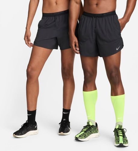 Shorts da running 13 cm con slip foderati Nike Dri-FIT Stride – Uomo - Nero