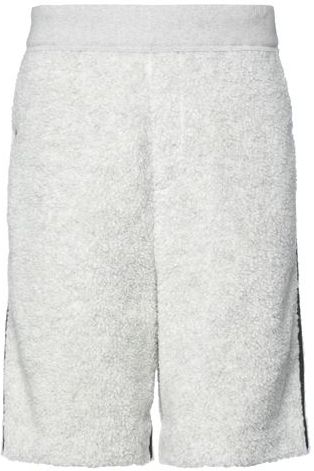 Uomo Shorts e bermuda Grigio chiaro S 50% Acrilico 32% Lana Vergine 18% Poliestere Poliammide Cotone