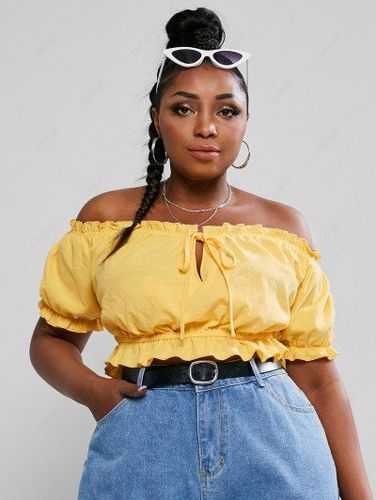 Plus Size Off The Shoulder Tie Knot Crop Top