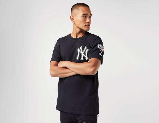 MLB New York Yankees Logo Select T-Shirt