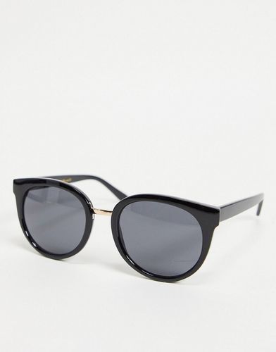 Gray womens oversized cat eye sunglasses in black