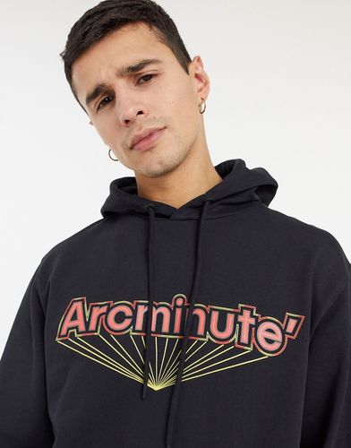 Arcminute printed hoodie in black