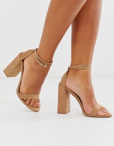 Highlight barely there block heeled sandals in beige-Neutral