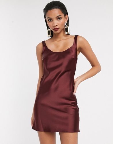 scoop neck mini satin slip dress in oxblood-Red