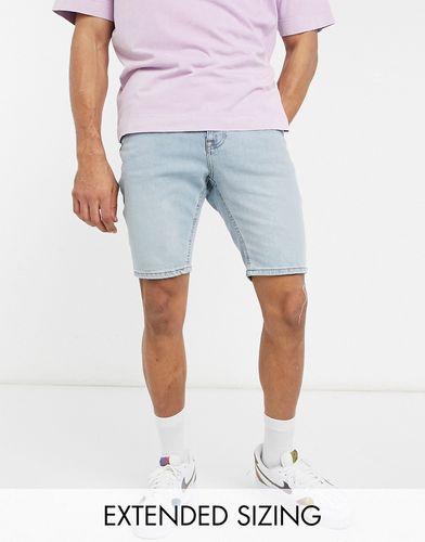 skinny denim shorts in vintage light blue tint