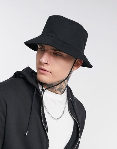 wide brim safari bucket hat in black with tie drawcord