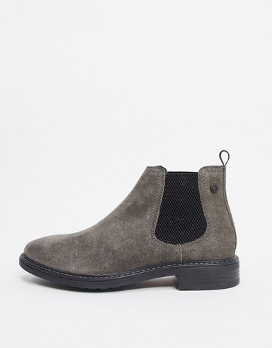 seymour chelsea boots in charcoal suede-Gray