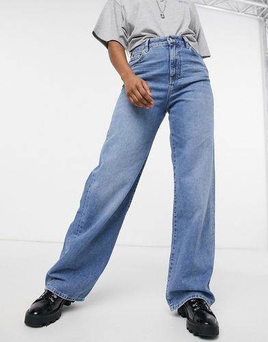 90's leg jean in medium blue