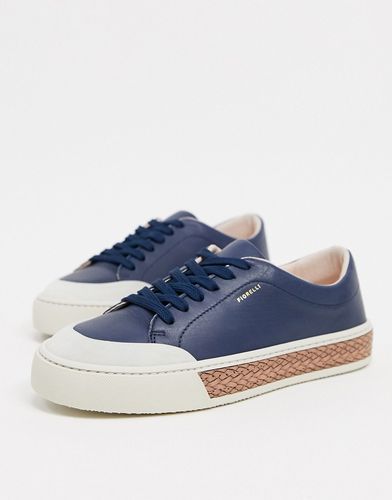 finley leather lace up sneakers in navy