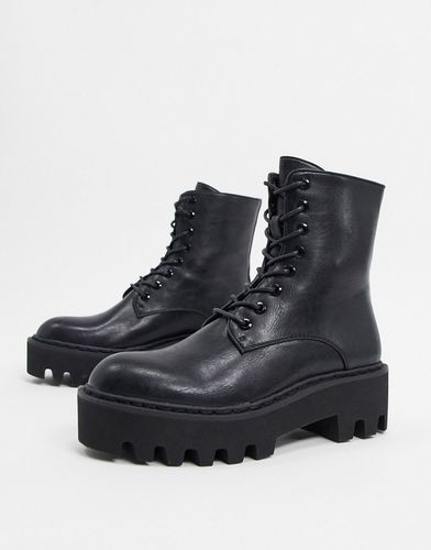 chunky flat boots in black