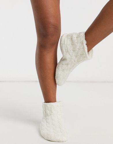 cableknit fleece lined slipper socks in off-white