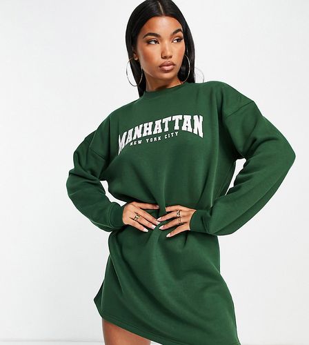 Vestito maglia midi verde con scritta "Manhattan" stampata sul petto