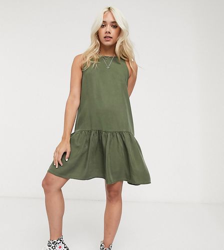 mini dress with drop waist in khaki-Green