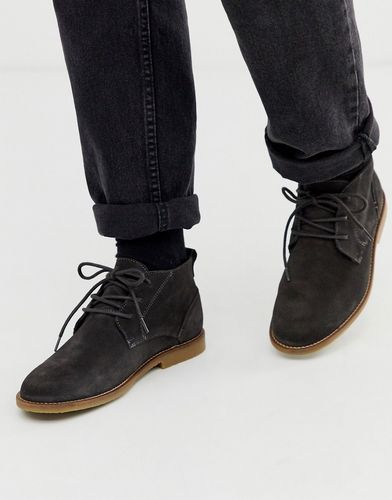 Suede Desert Boots In Dark Gray-Grey