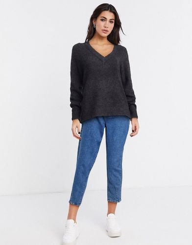 anna long sleeve v neck in gray-Grey