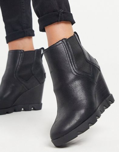 Joan Uptown chelsea mid heel boots in black