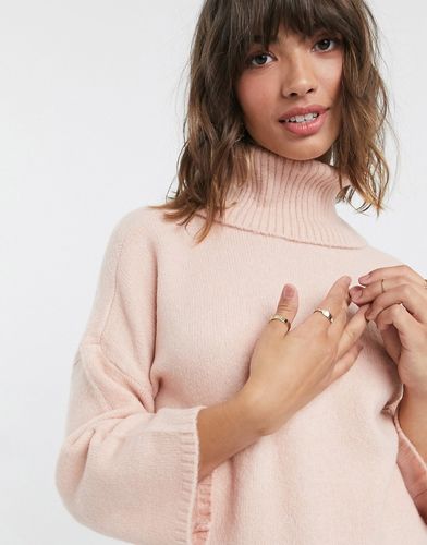 rollneck sweater in pink