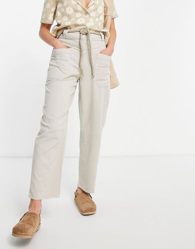 Pantaloni affusolati beige con cintura di corda-Bianco