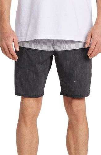 Tribong Lo Tide Water Repellent Board Shorts