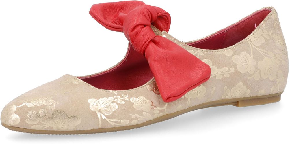 Ballerina sfilata in pelle con fiocco