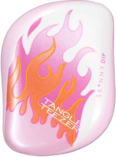 The Compact Styler Skinnydip Hot Flame