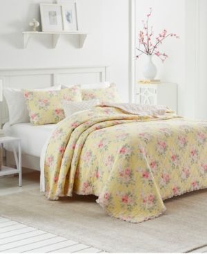 Melany Ruffled Full/Queen Quilt Bedding