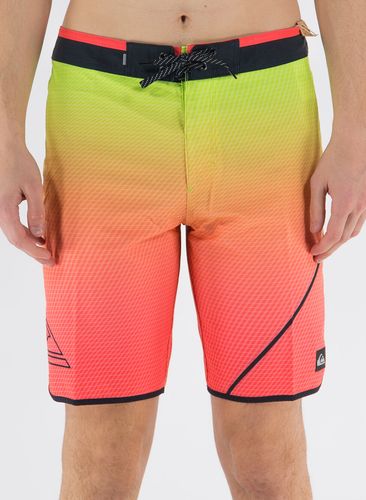 BOARDSHORT NEW WAVE 20